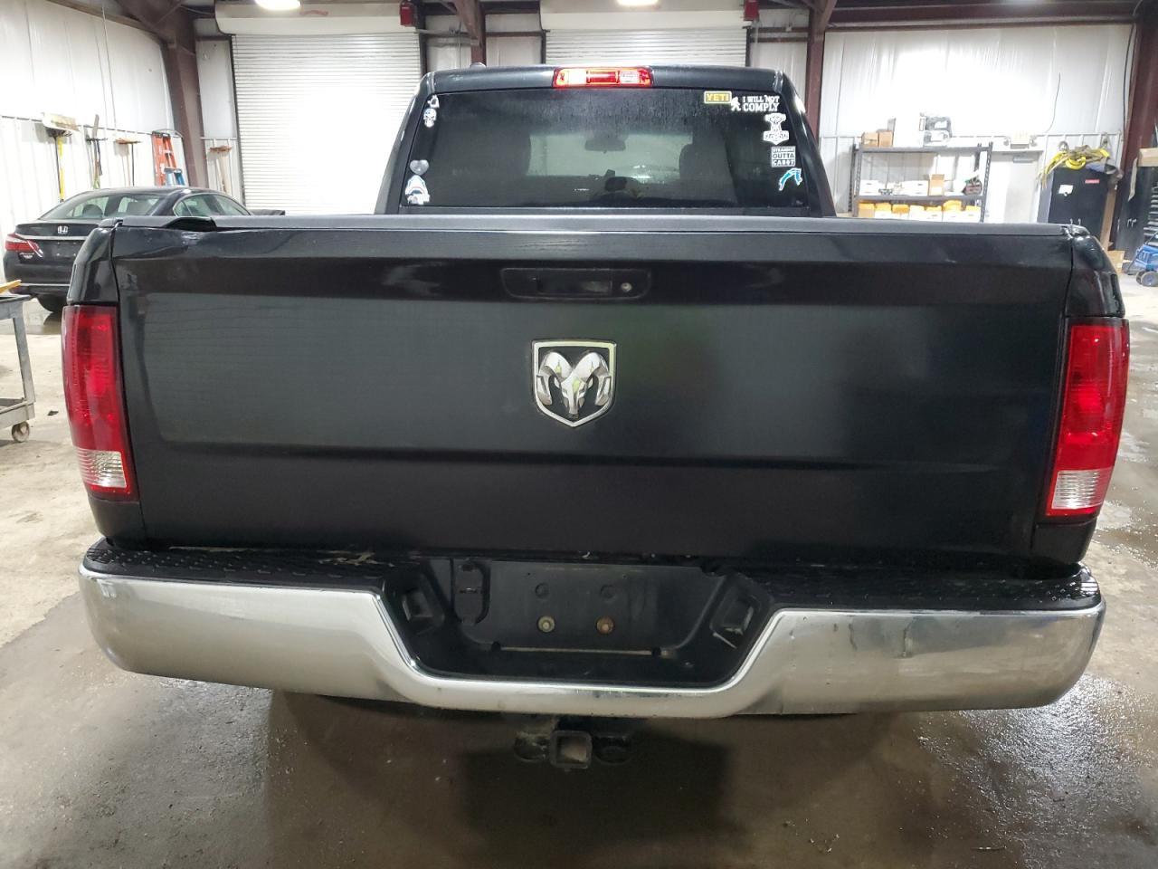 2017 RAM 1500 ST - Image 6