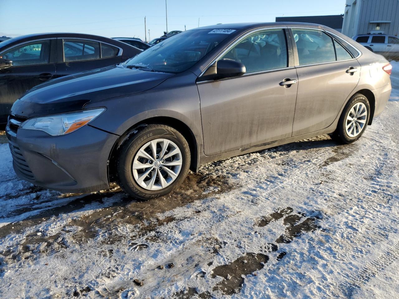 2016 TOYOTA CAMRY LE