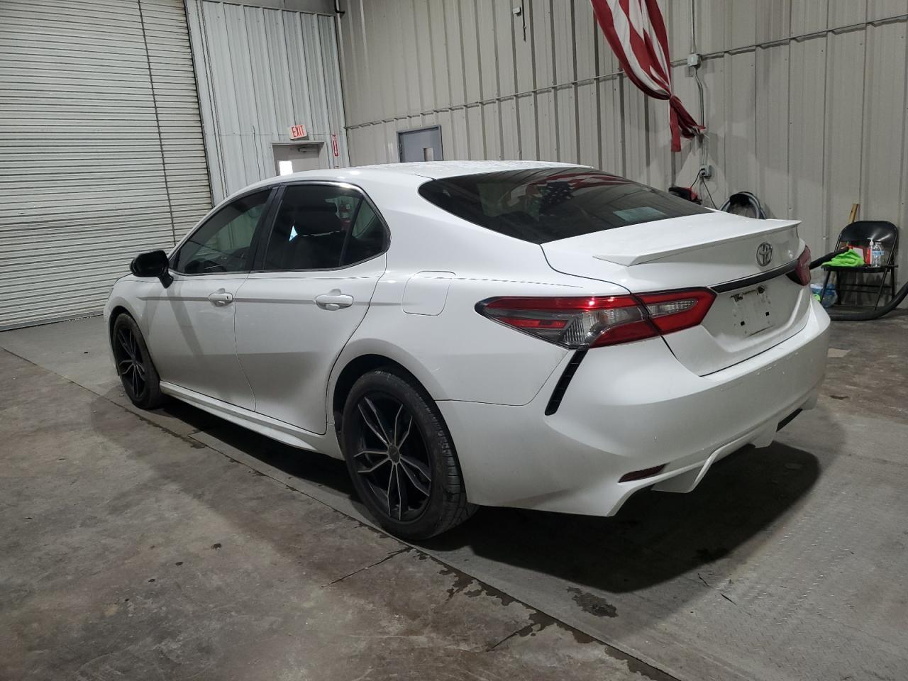 2018 TOYOTA CAMRY L - Image 2