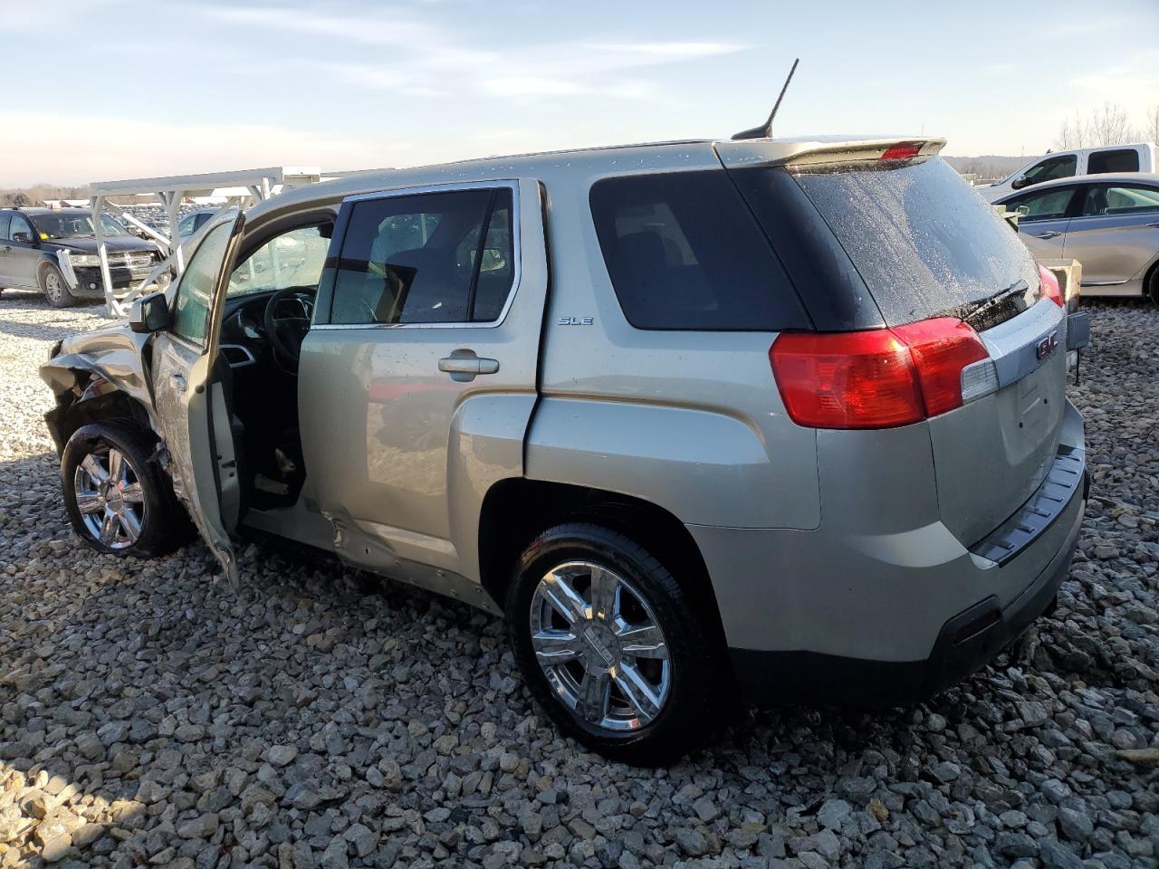 2014 GMC TERRAIN SL - Фото 2