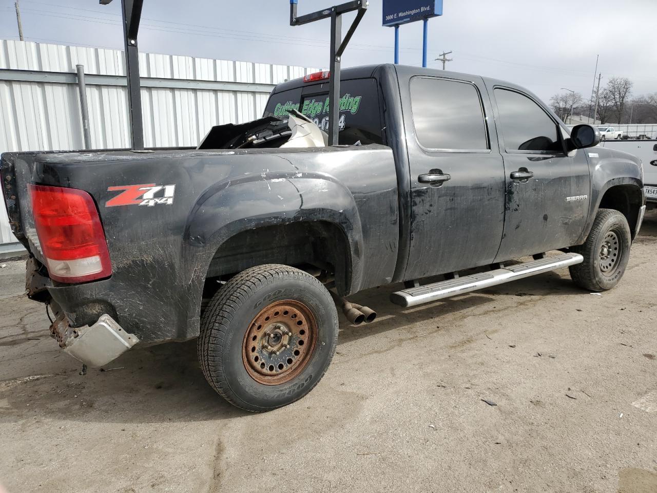 2011 GMC SIERRA K15 - Image 3