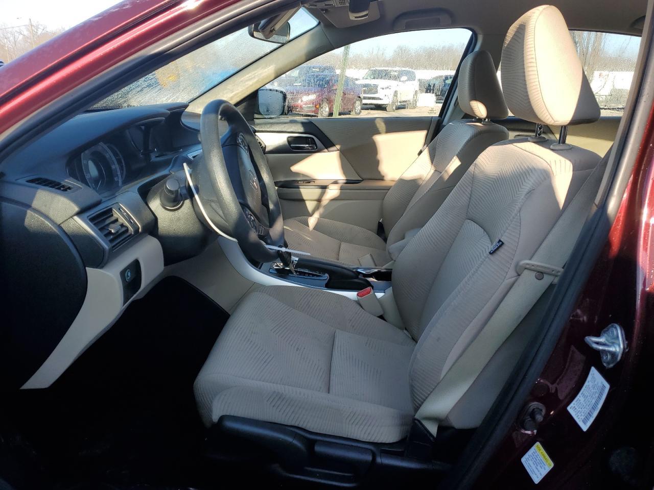 2014 HONDA ACCORD LX - Фото 7