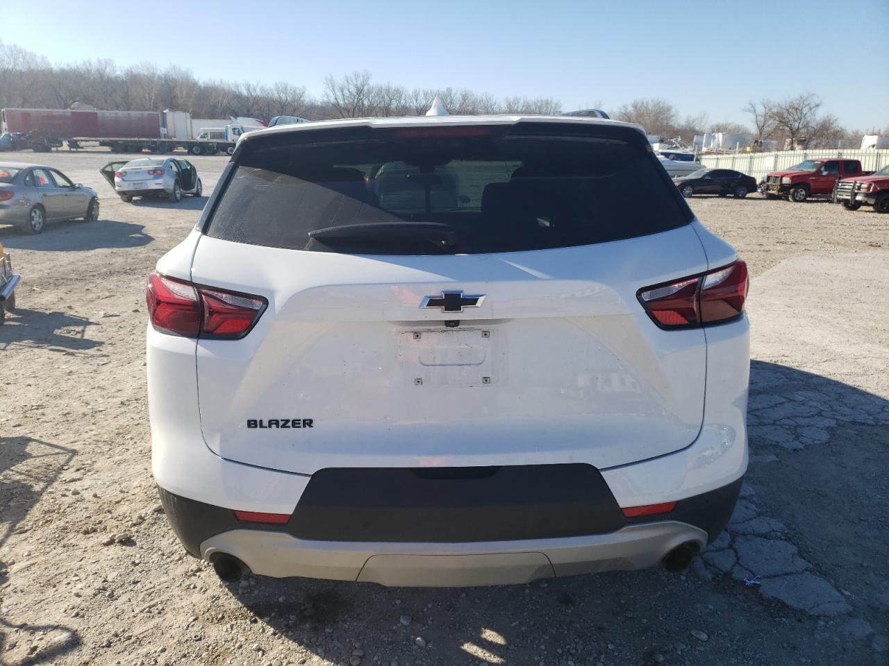 2022 CHEVROLET BLAZER 2LT - Фото 6