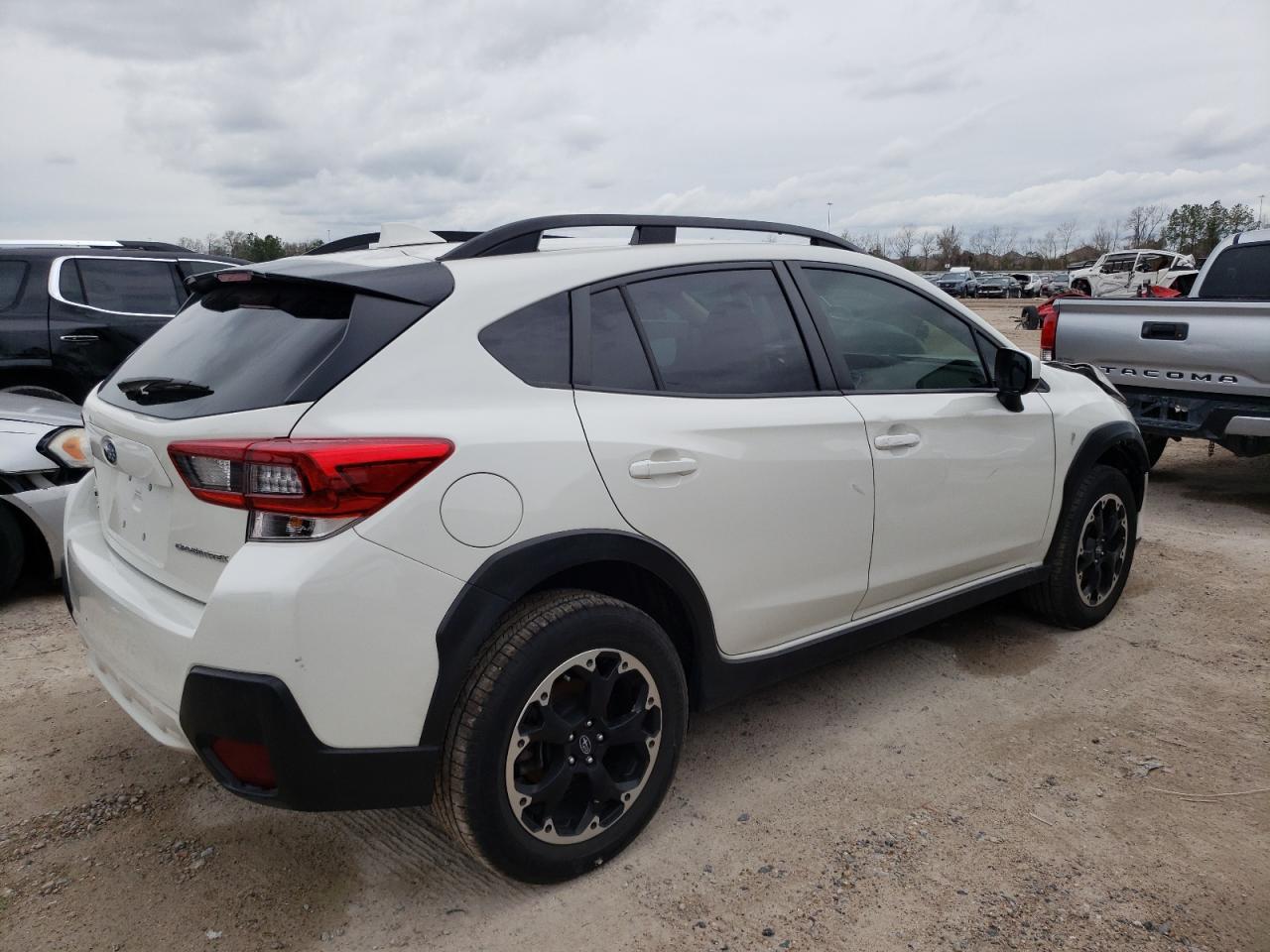 2021 SUBARU CROSSTREK - Фото 3