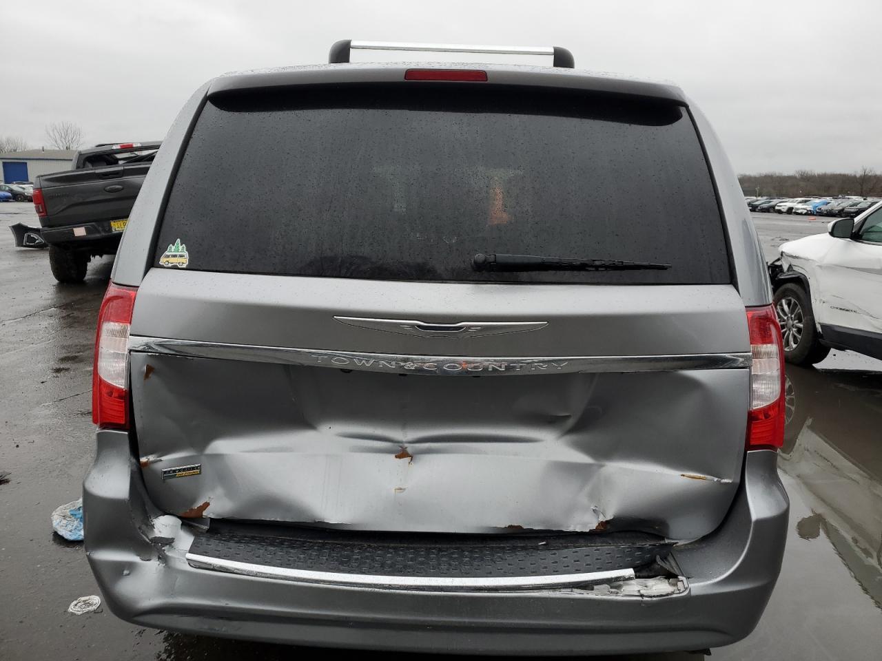 2014 CHRYSLER TOWN & COU - Image 6