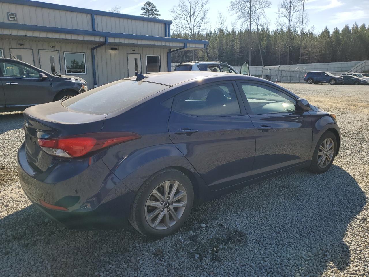 2014 HYUNDAI ELANTRA SE - Image 3