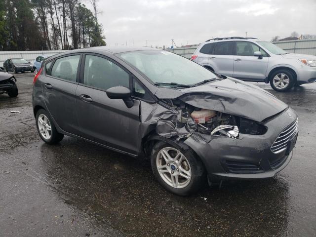 2019 Ford Fiesta Se - Image 4