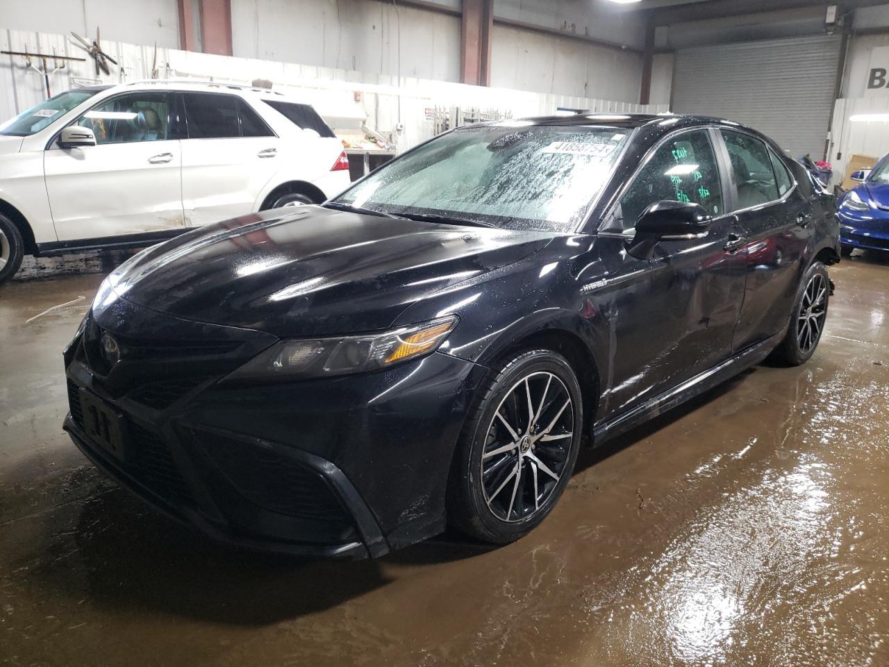 2021 TOYOTA CAMRY SE car image