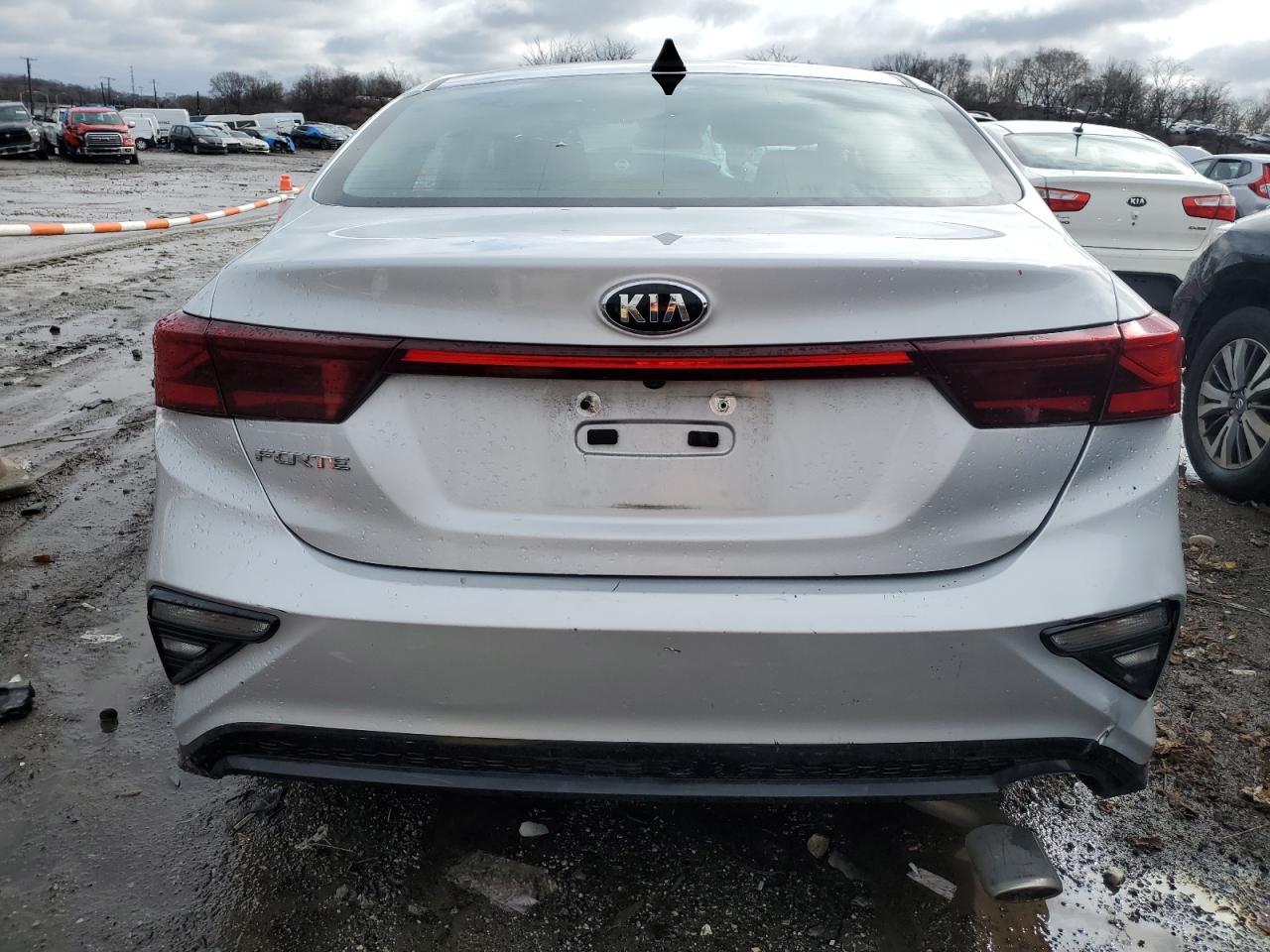 2021 KIA FORTE FE - Фото 6