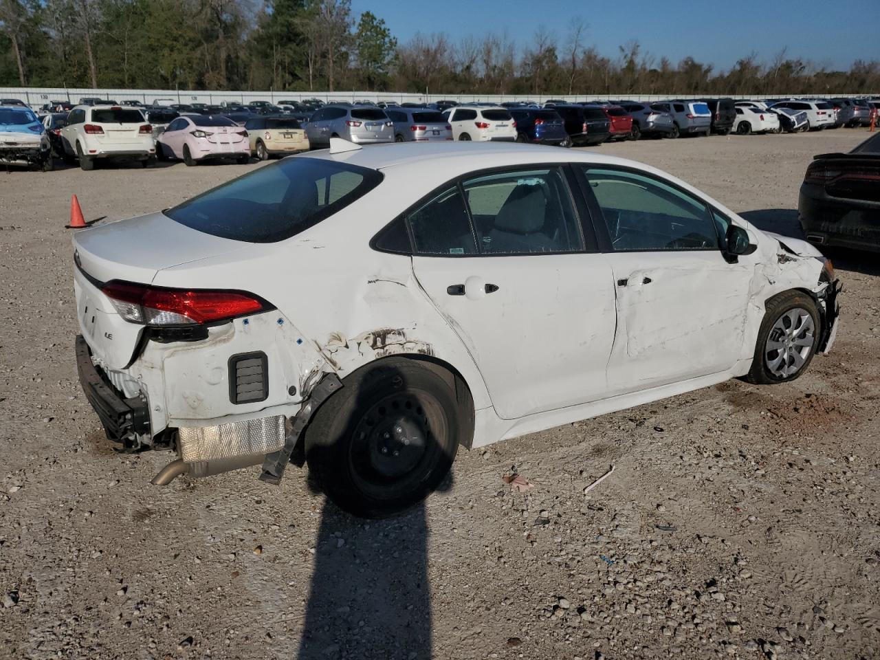 2021 TOYOTA COROLLA LE - Фото 3