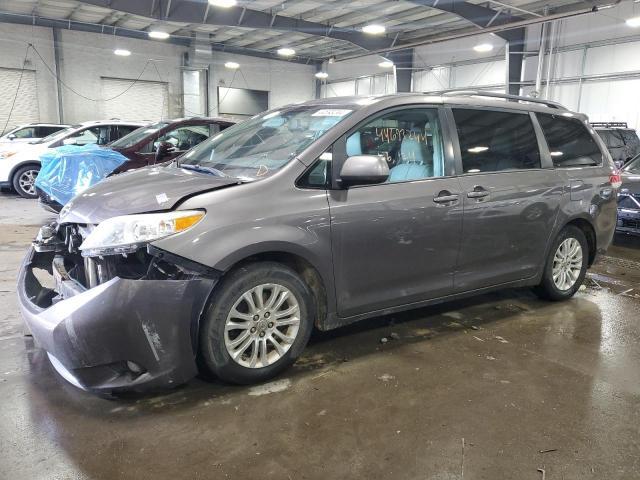 2012 Toyota Sienna Xle