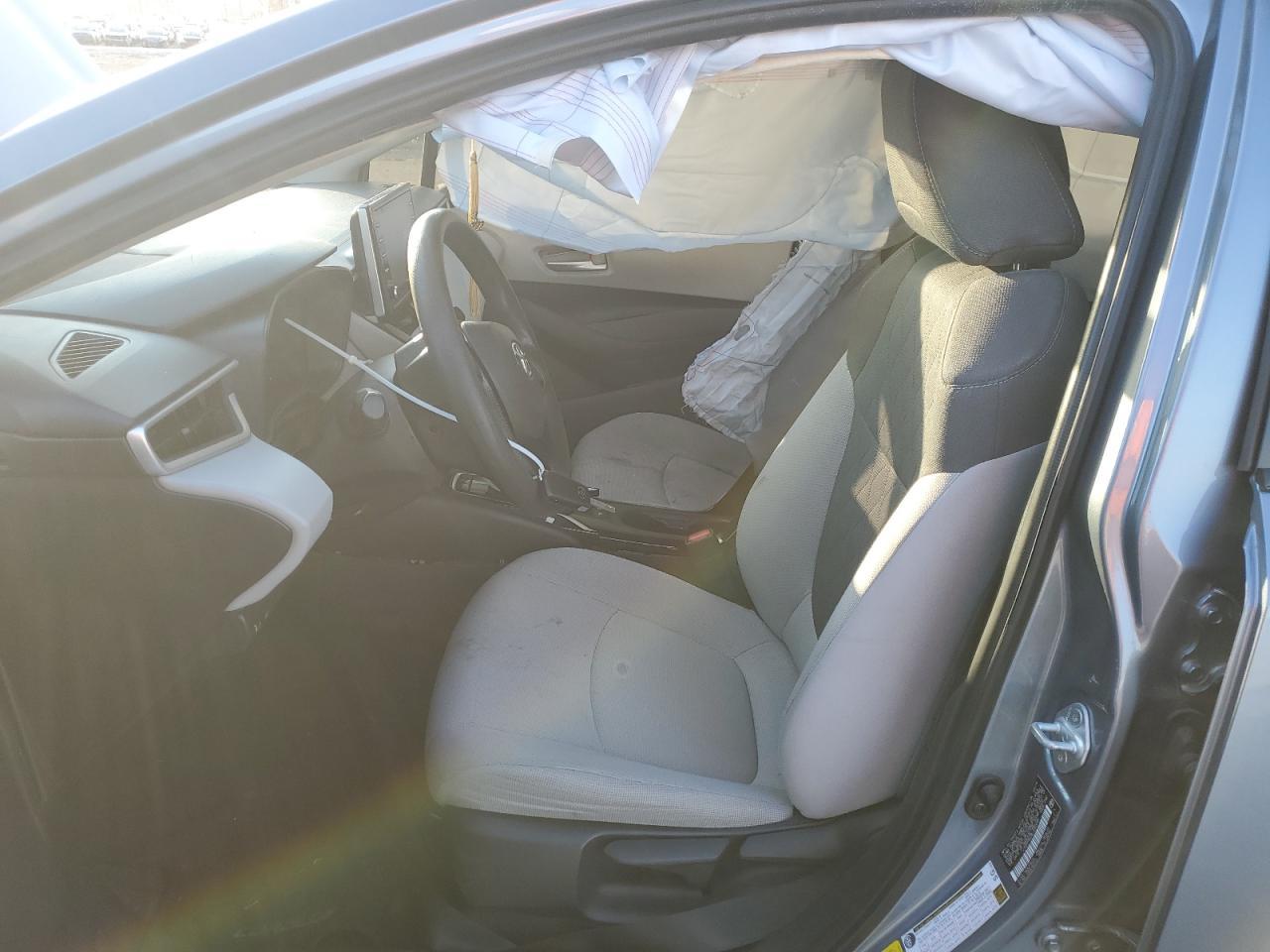2020 TOYOTA COROLLA LE - Фото 7
