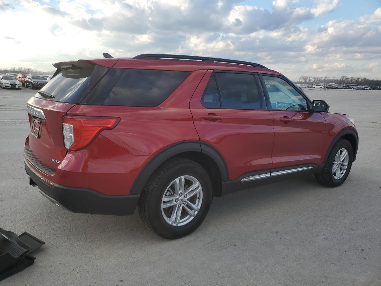 2022 FORD EXPLORER X - Image 3