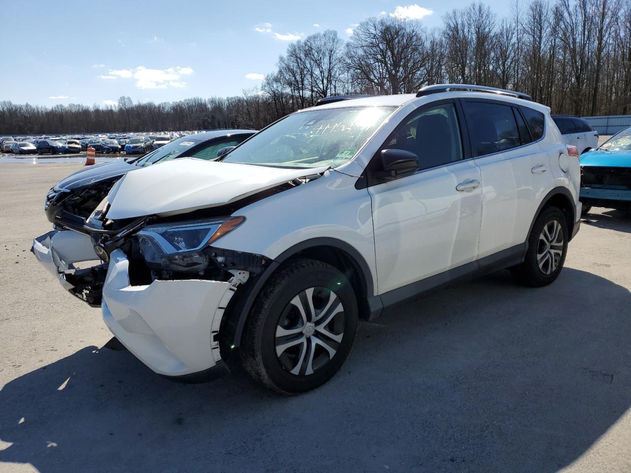 2018 TOYOTA RAV4 LE
