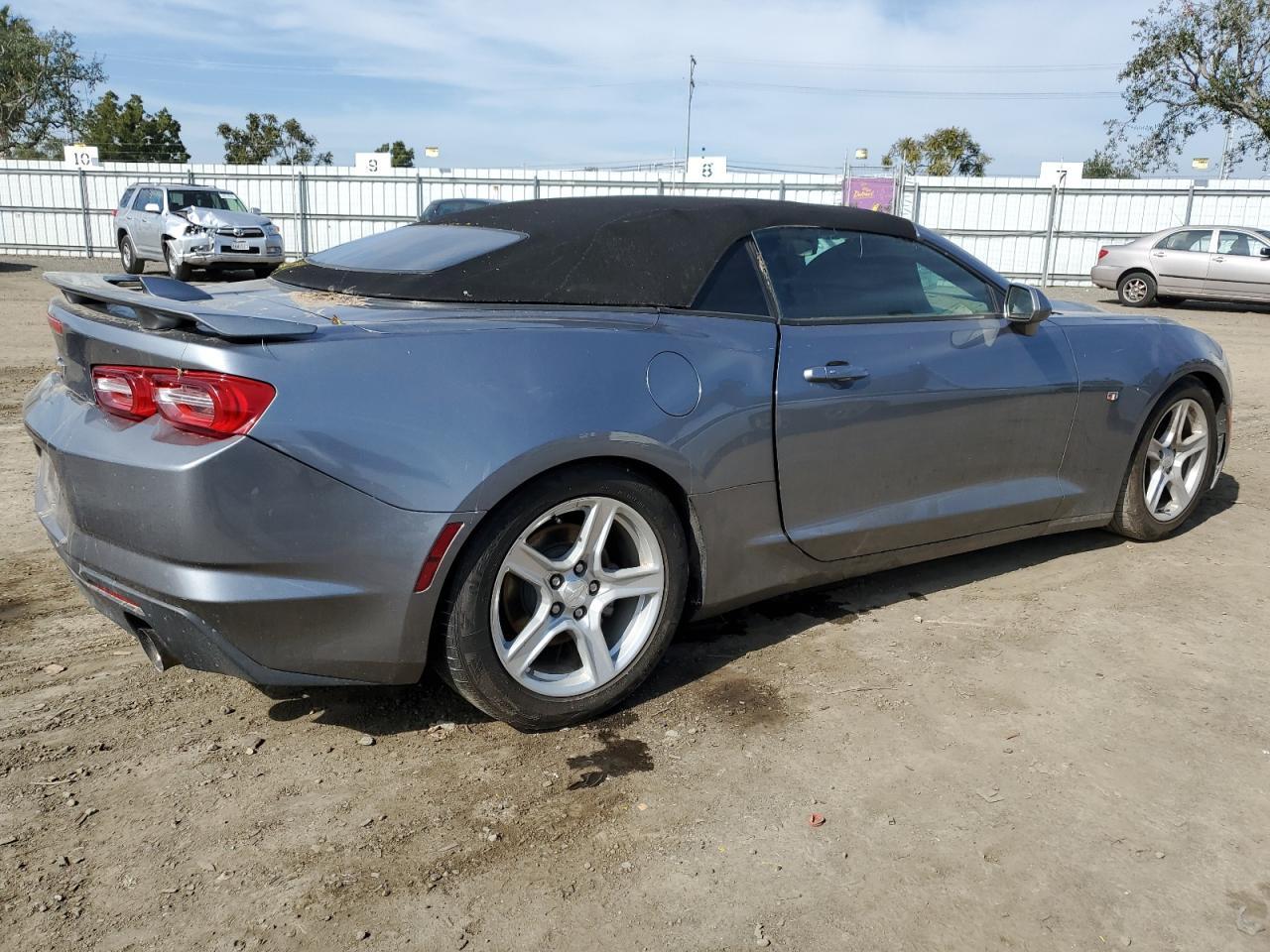 2019 CHEVROLET CAMARO LS - Фото 3
