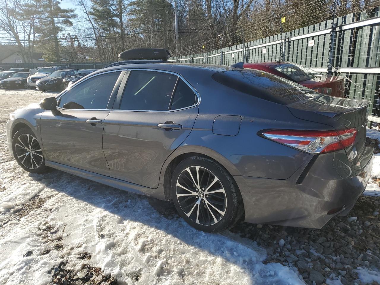 2020 TOYOTA CAMRY SE - Image 2