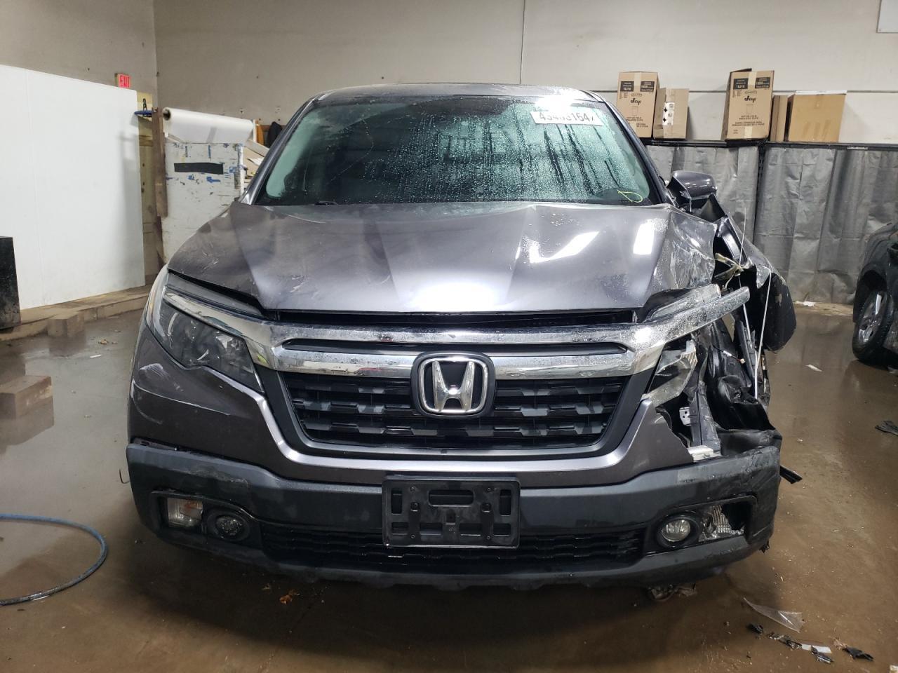 2019 HONDA RIDGELINE - Фото 5