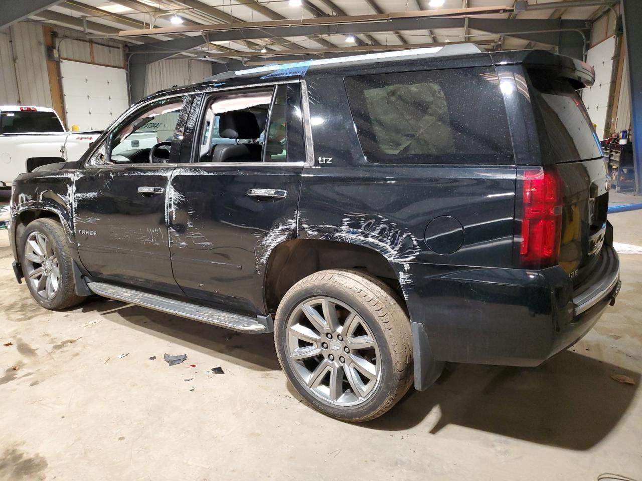 2015 CHEVROLET TAHOE K150 - Фото 2