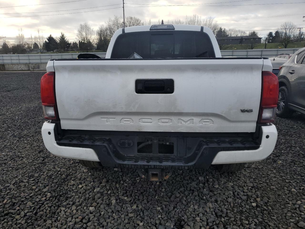 2018 TOYOTA TACOMA DOU - Image 6