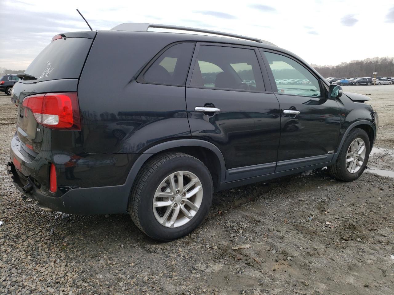 2015 KIA SORENTO LX - Image 3