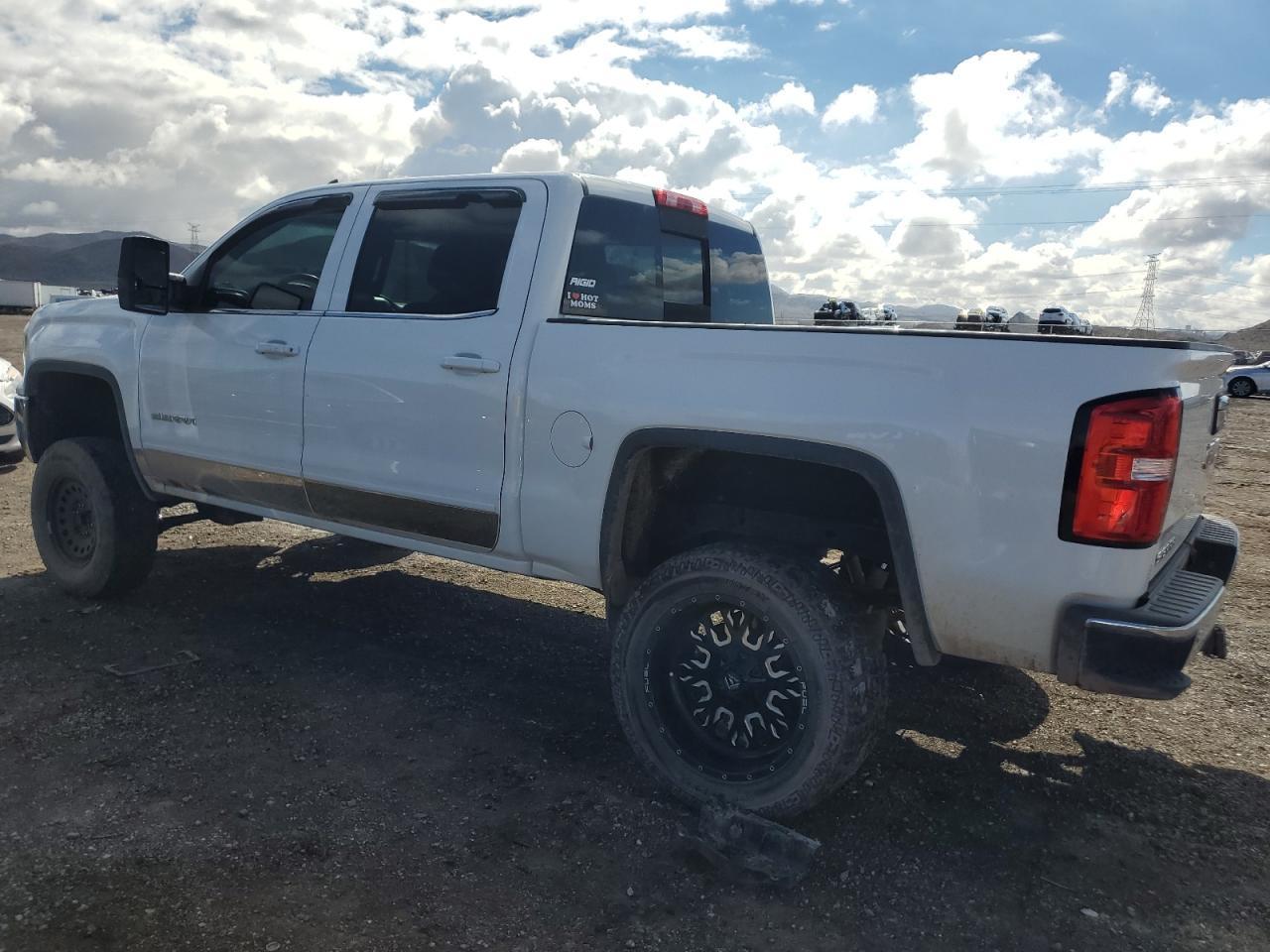 2017 GMC SIERRA K15 - Image 2