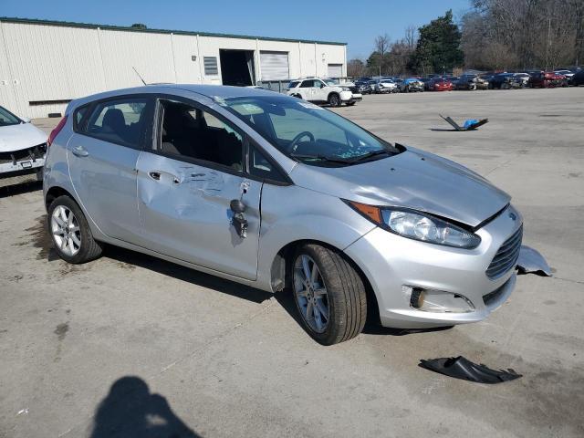 2019 Ford Fiesta Se - Image 4