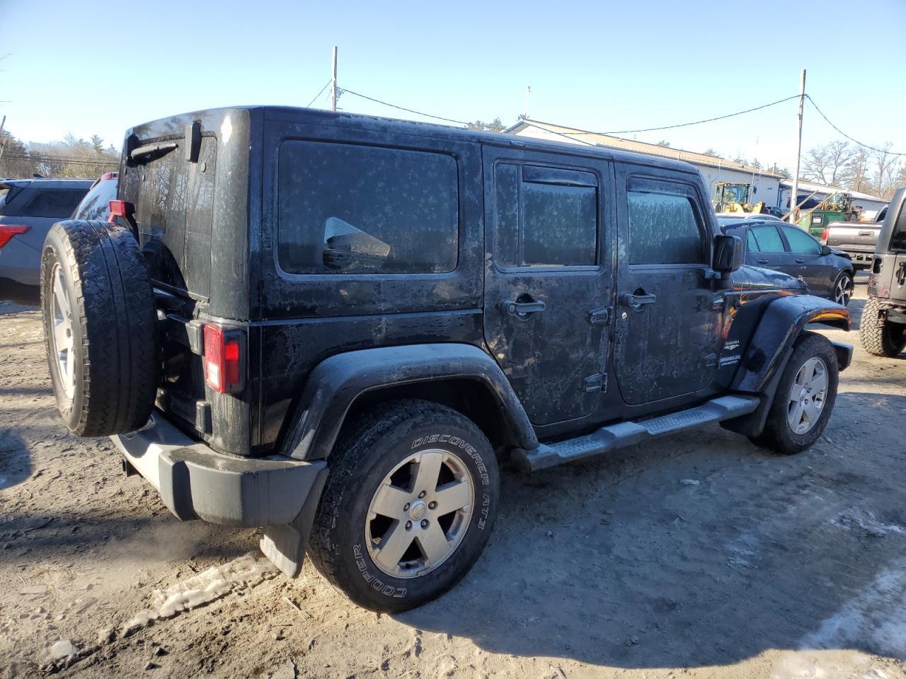 2012 JEEP WRANGLER U - Image 3