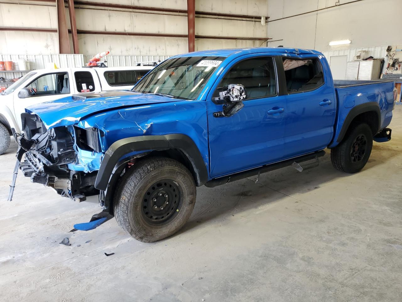2019 TOYOTA TACOMA DOU