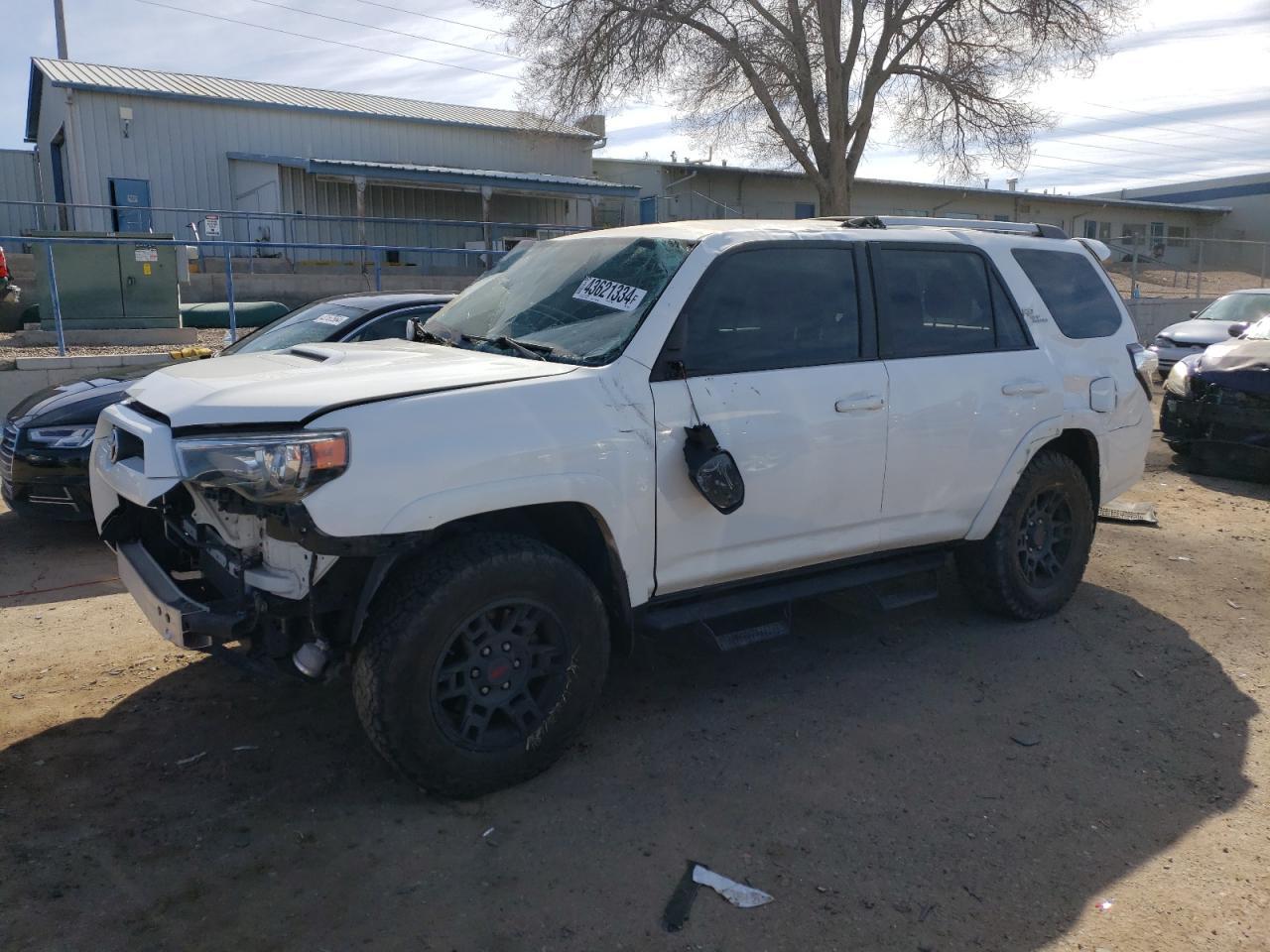 2018 TOYOTA 4RUNNER SR