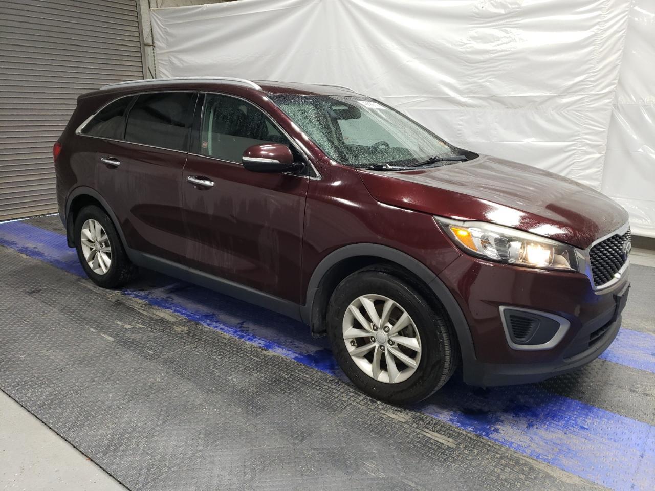 2017 KIA SORENTO LX - Фото 4