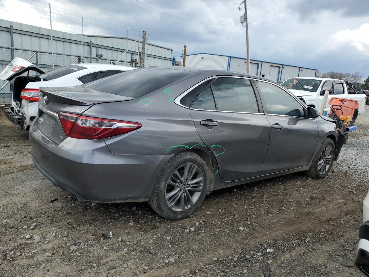 2016 TOYOTA CAMRY LE - Image 3