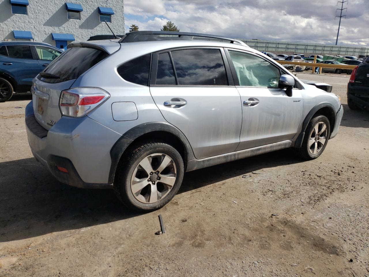 2014 SUBARU XV CROSSTR - Image 3