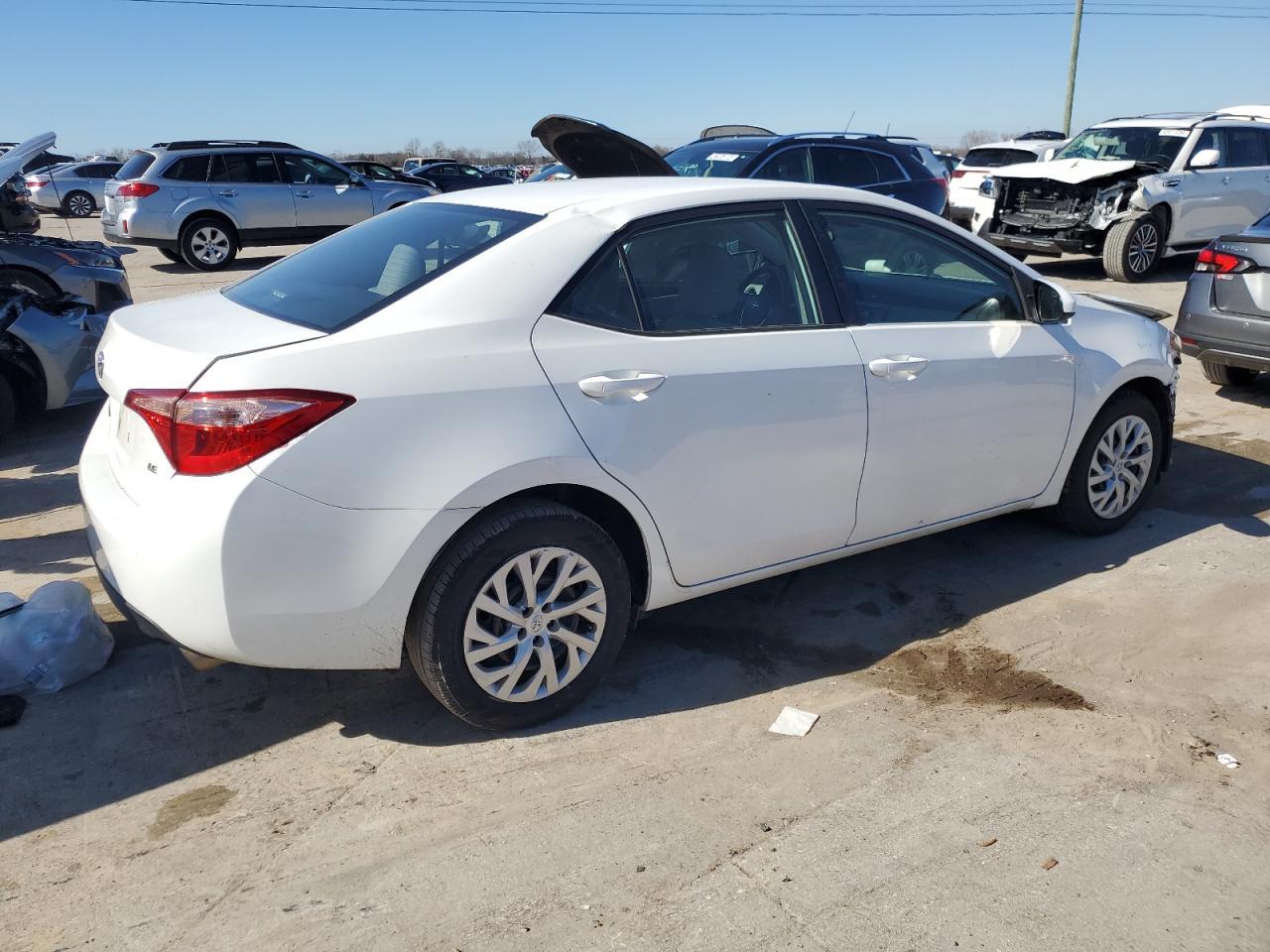 2018 TOYOTA COROLLA L - Image 3