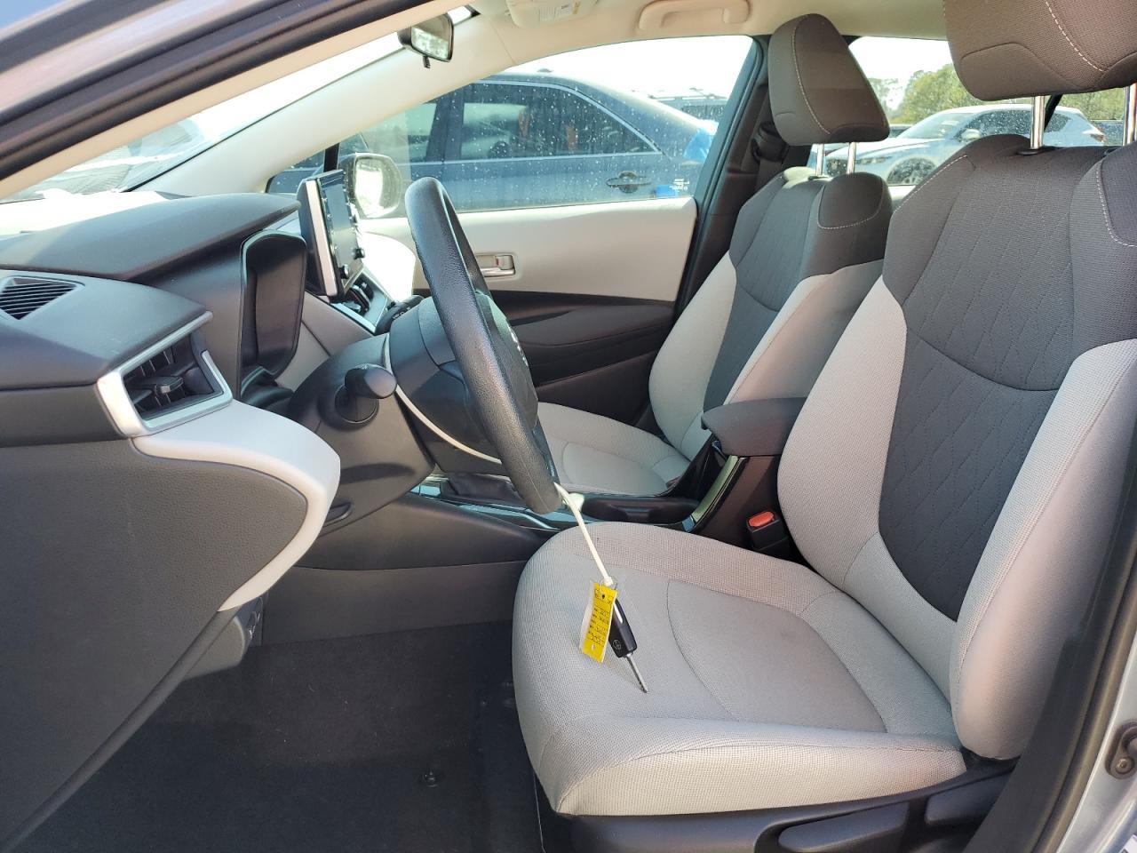 2021 TOYOTA COROLLA LE - Фото 7