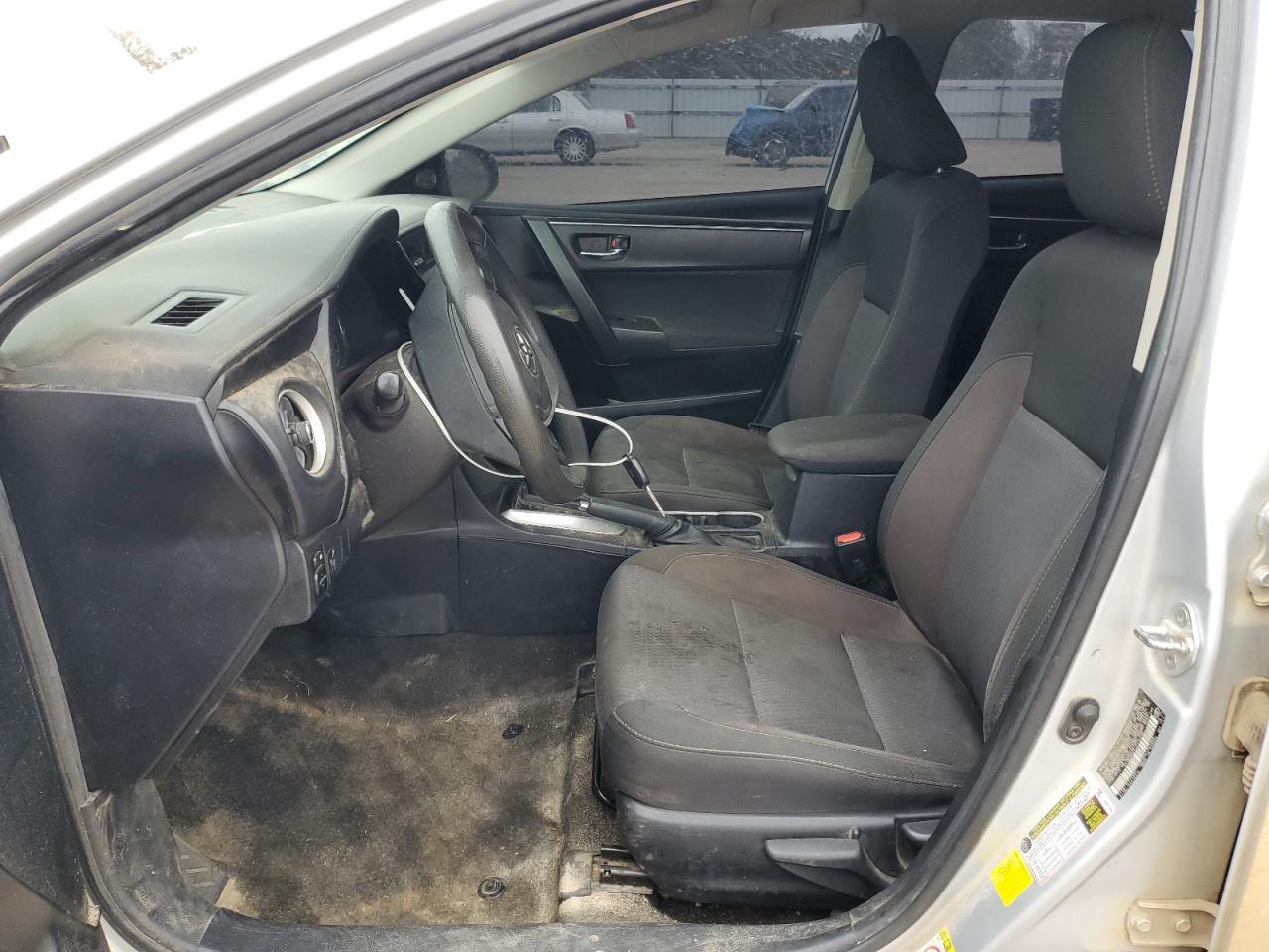 2018 TOYOTA COROLLA L - Фото 7