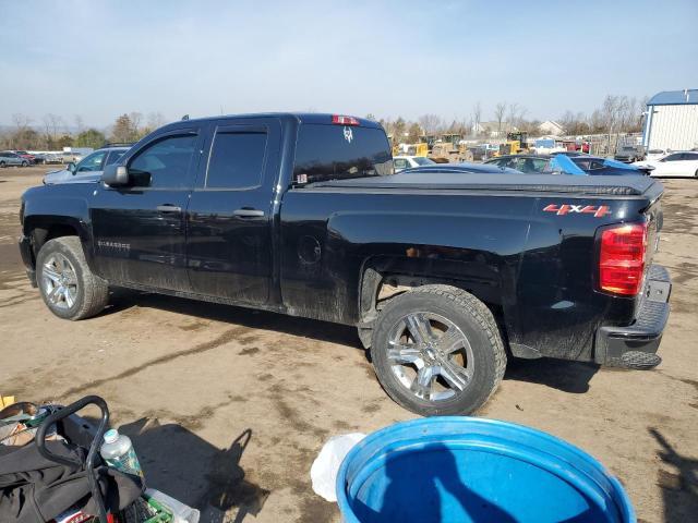 2018 Chevrolet Silverado K1500 Custom - Фото 2