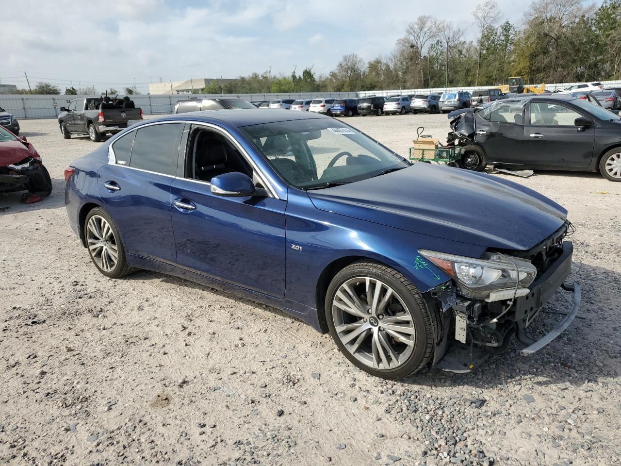 2018 INFINITI Q50 LUXE - Фото 4
