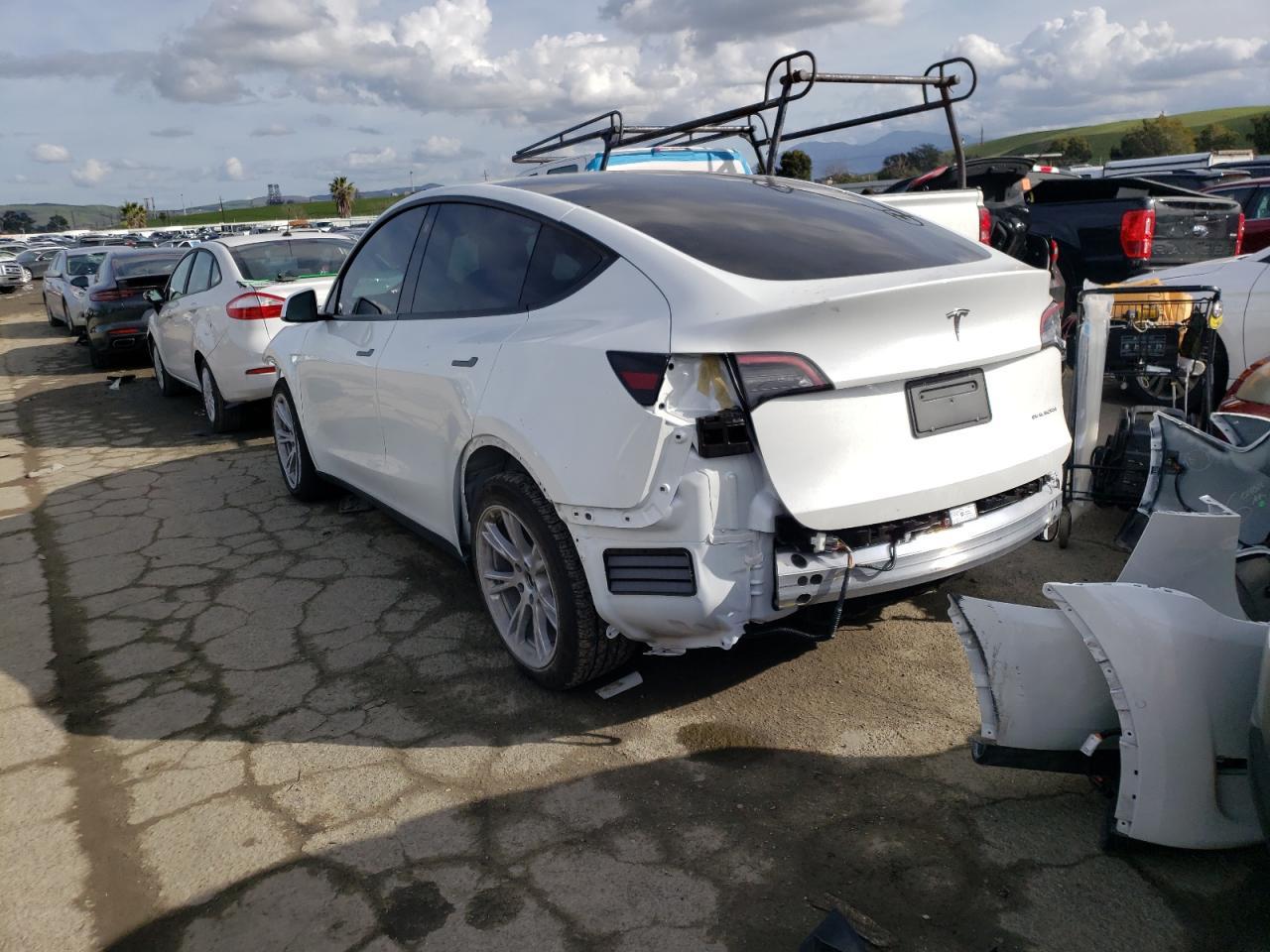 2022 TESLA MODEL Y - Image 2