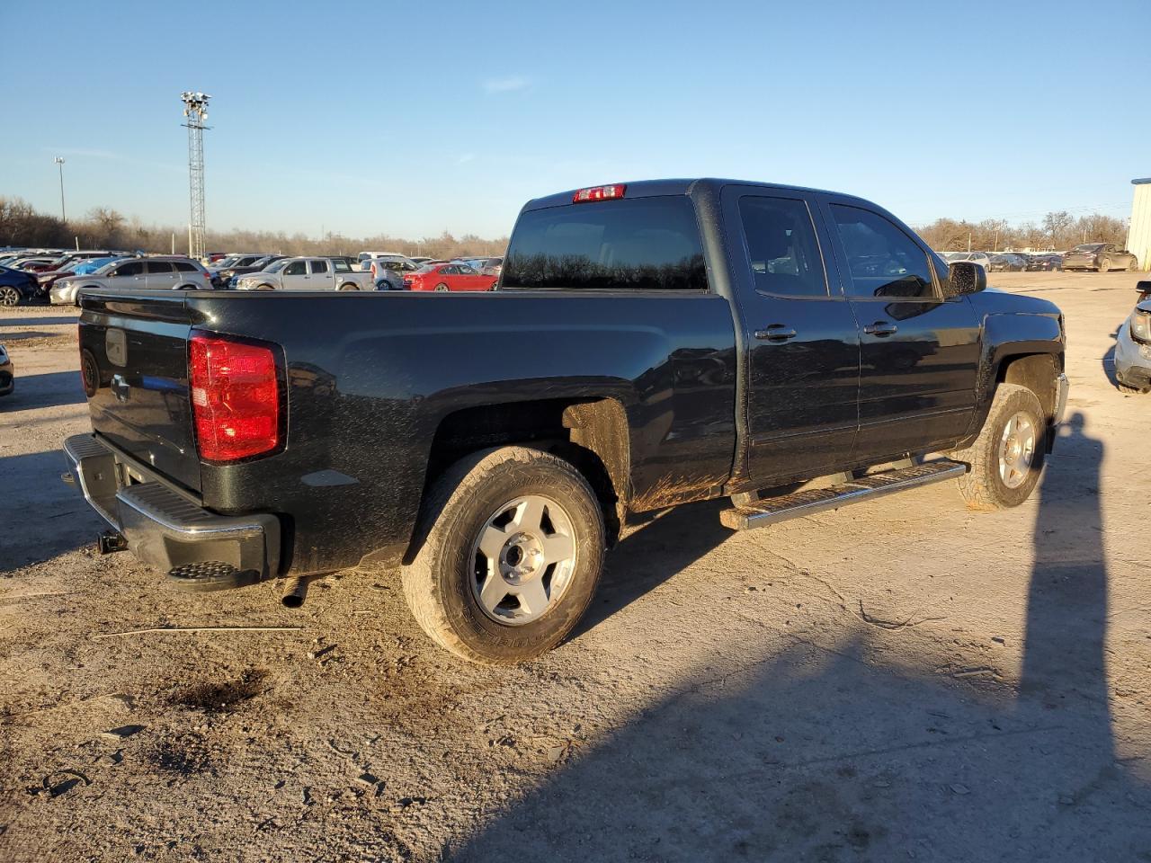 2018 CHEVROLET SILVERADO - Image 3