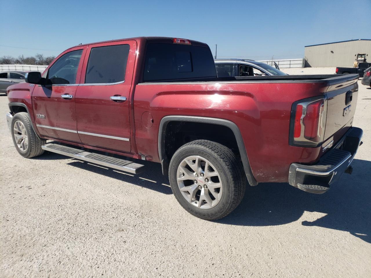2016 GMC SIERRA K15 - Фото 2