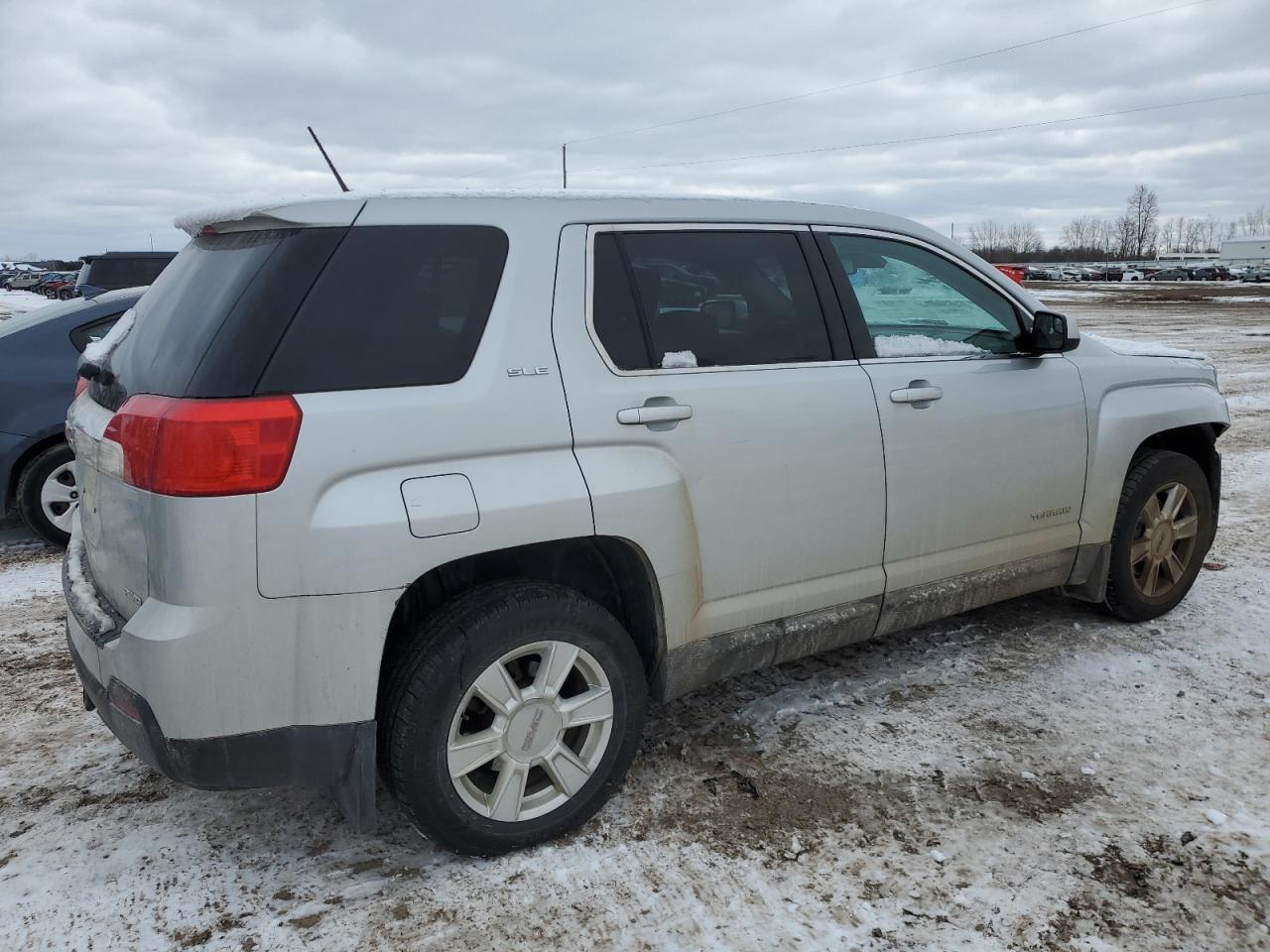 2013 GMC TERRAIN SL - Фото 3