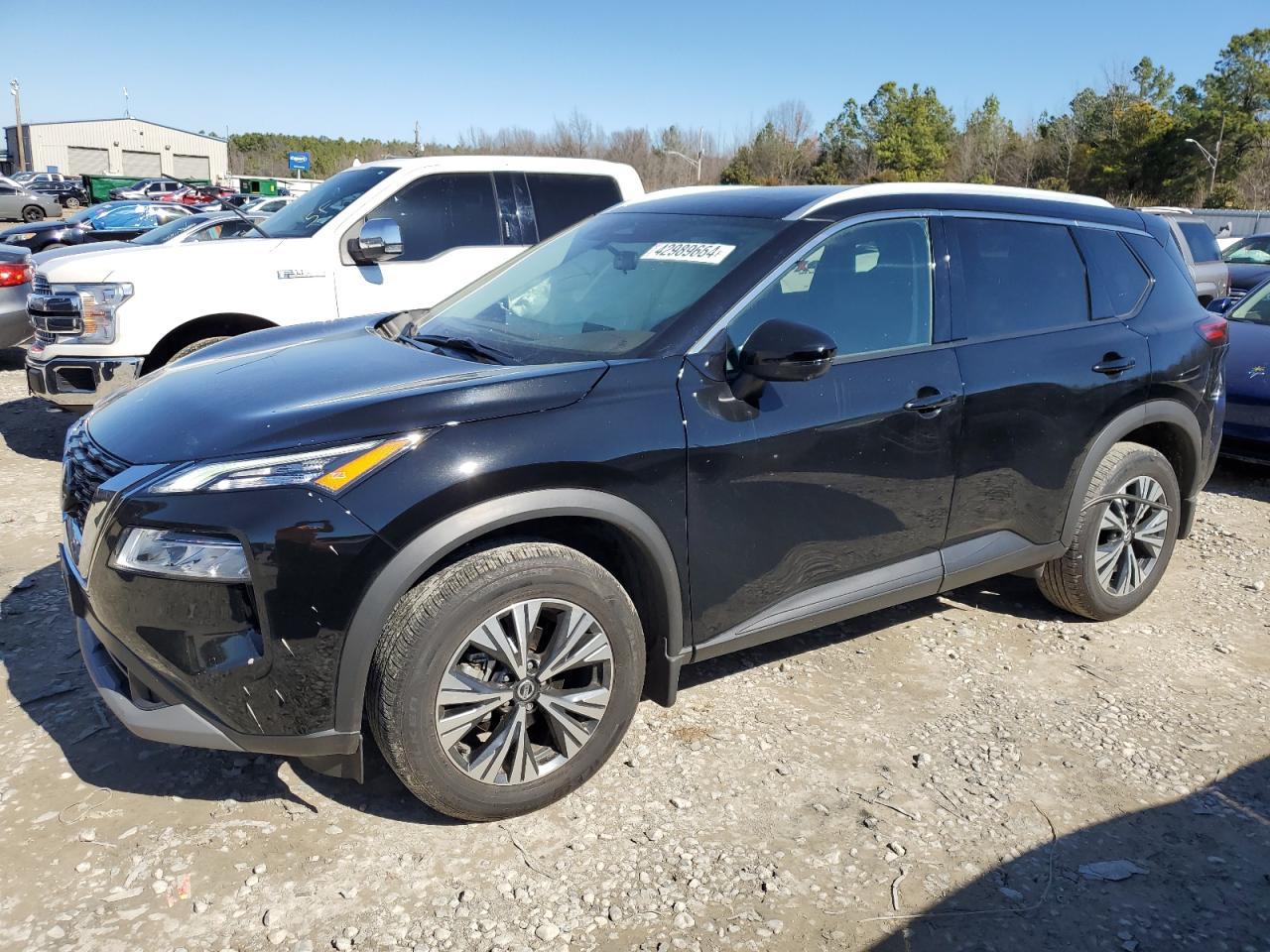 2021 NISSAN ROGUE SV car image