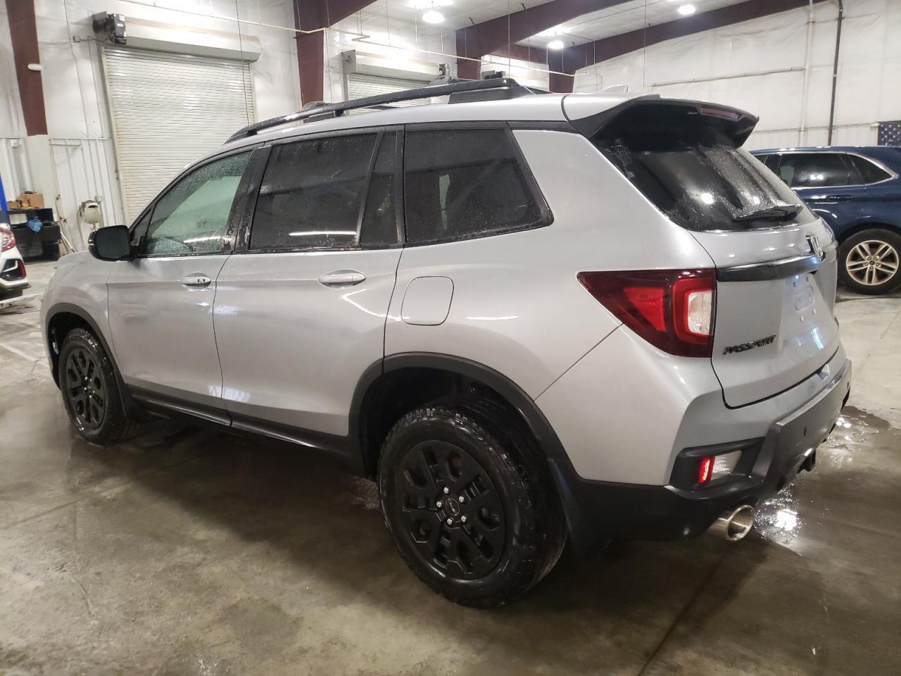 2022 HONDA PASSPORT T - Фото 2