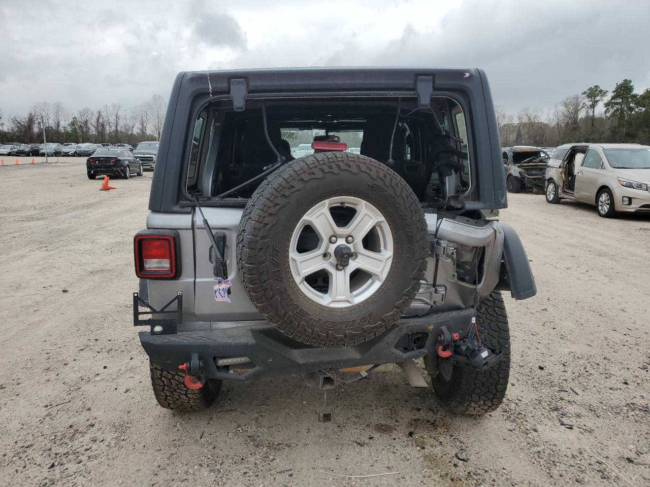 2019 JEEP WRANGLER U - Image 6