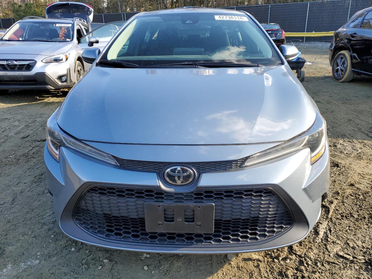 2020 TOYOTA COROLLA LE - Фото 5
