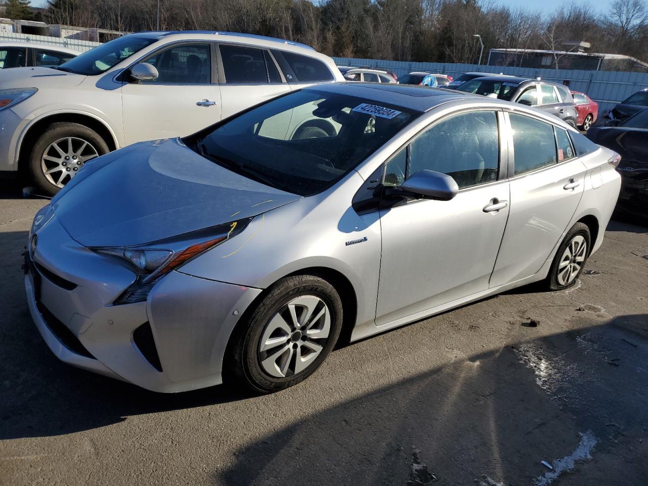 2017 TOYOTA PRIUS car image