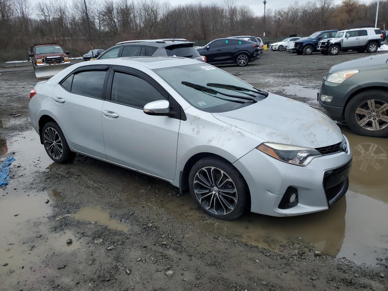 2014 TOYOTA COROLLA L - Image 4