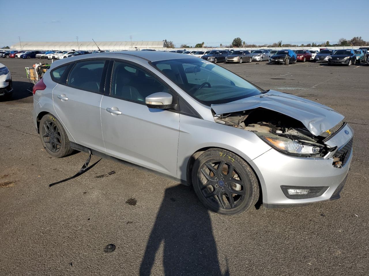 2016 FORD FOCUS SE - Фото 4