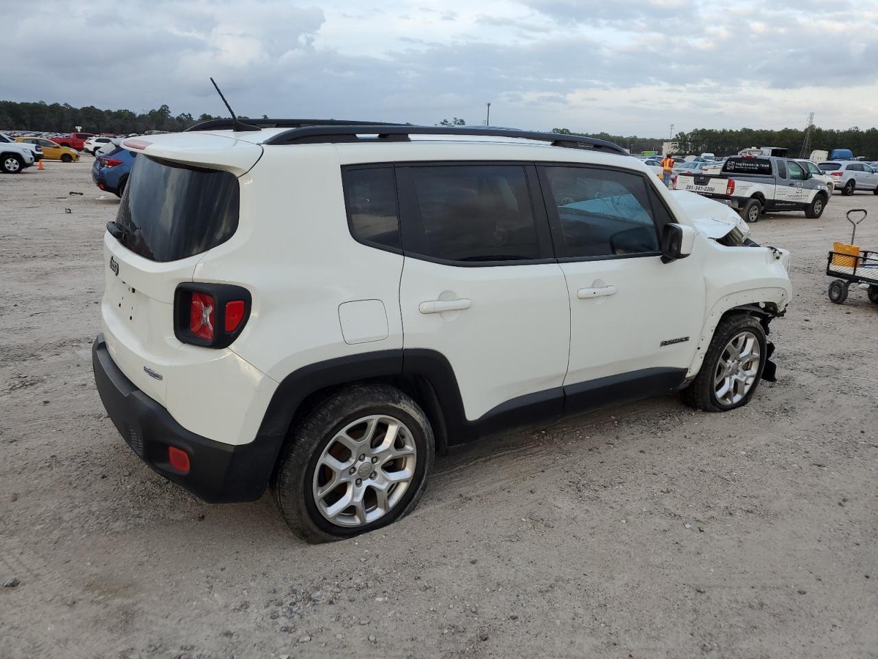 2018 JEEP RENEGADE L - Фото 3