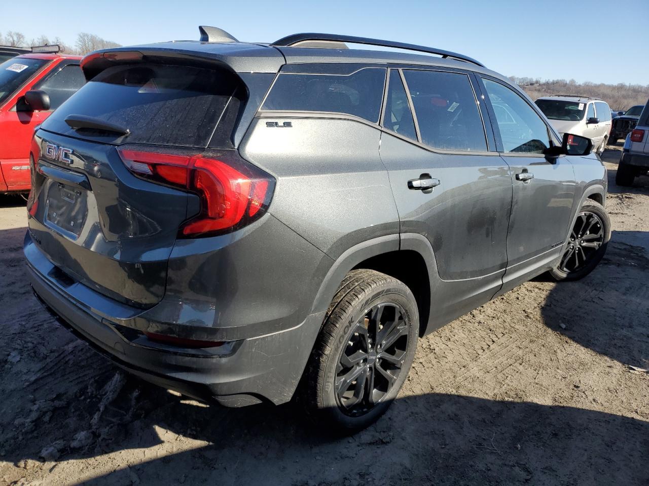 2019 GMC TERRAIN SL - Фото 3